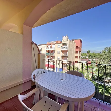 Gr Reserva 17-2-12 - Piso Muy Cerca De La Playa * Empuriabrava
